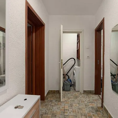 Apartment Modern Studio On Decebal Boulevard *