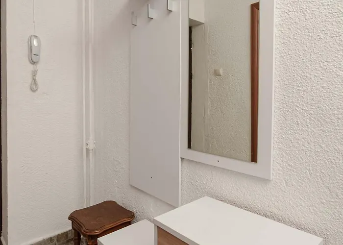 דירה Inviting On Decebal Boulevard In