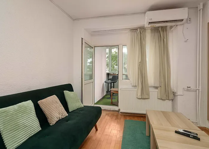 아파트 Inviting On Decebal Boulevard In *