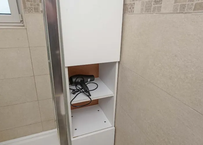 Inviting On Decebal Boulevard In Apartman Bukarest